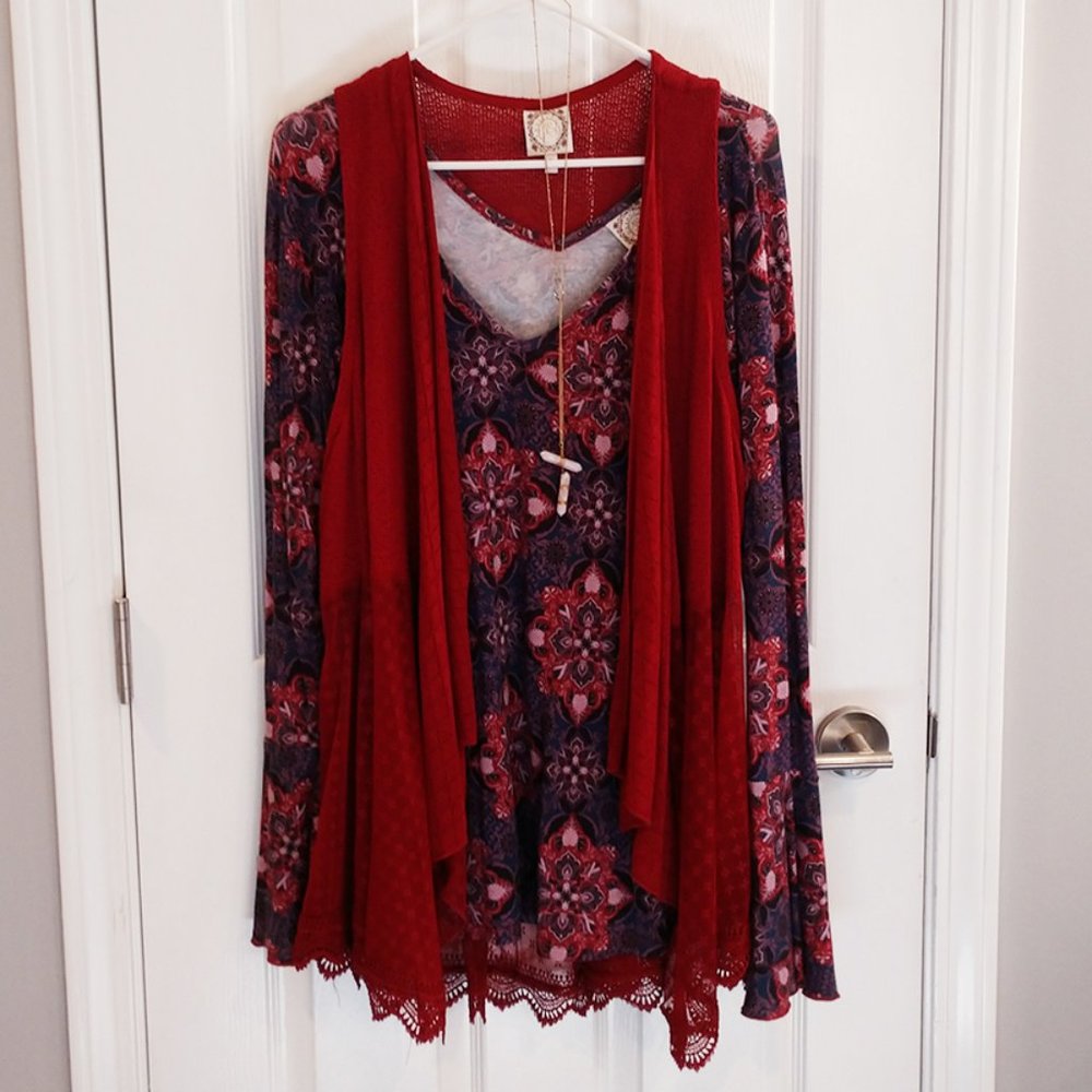 Burgundy Floral Boho Lace Open Vest & Long Tunic 2 Piece Set